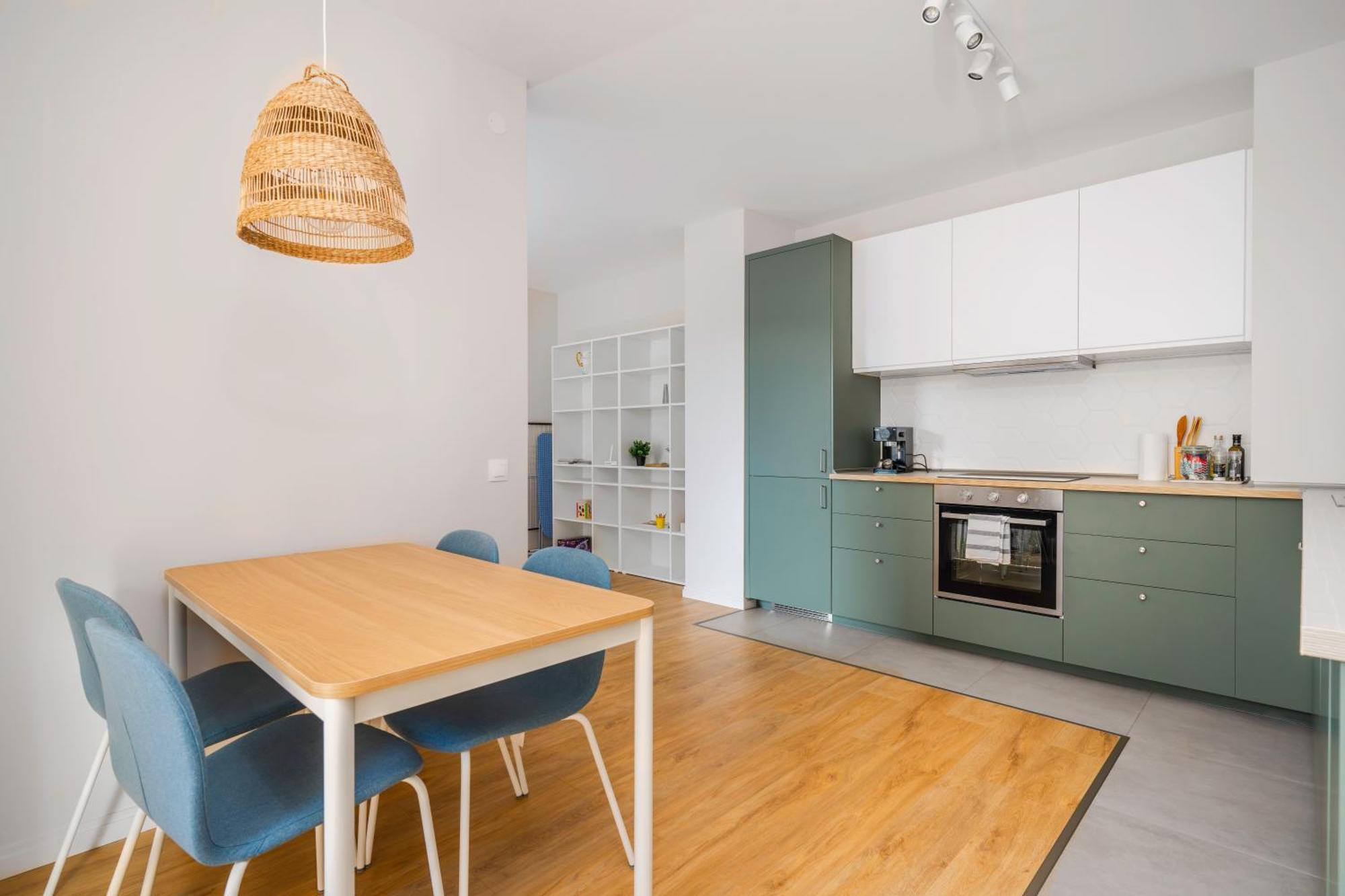 Modern And 1bd Flat With Balcony By Flat Mаnager Apartemen *